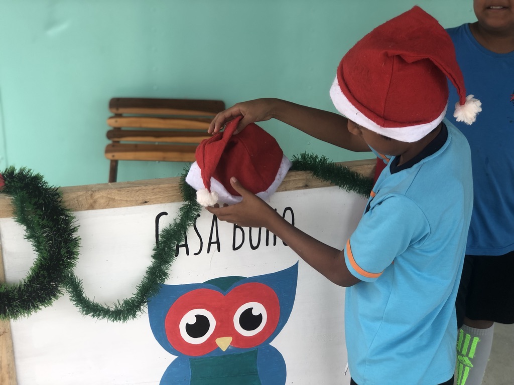 ¡Feliz Navidad, Casa Búho!